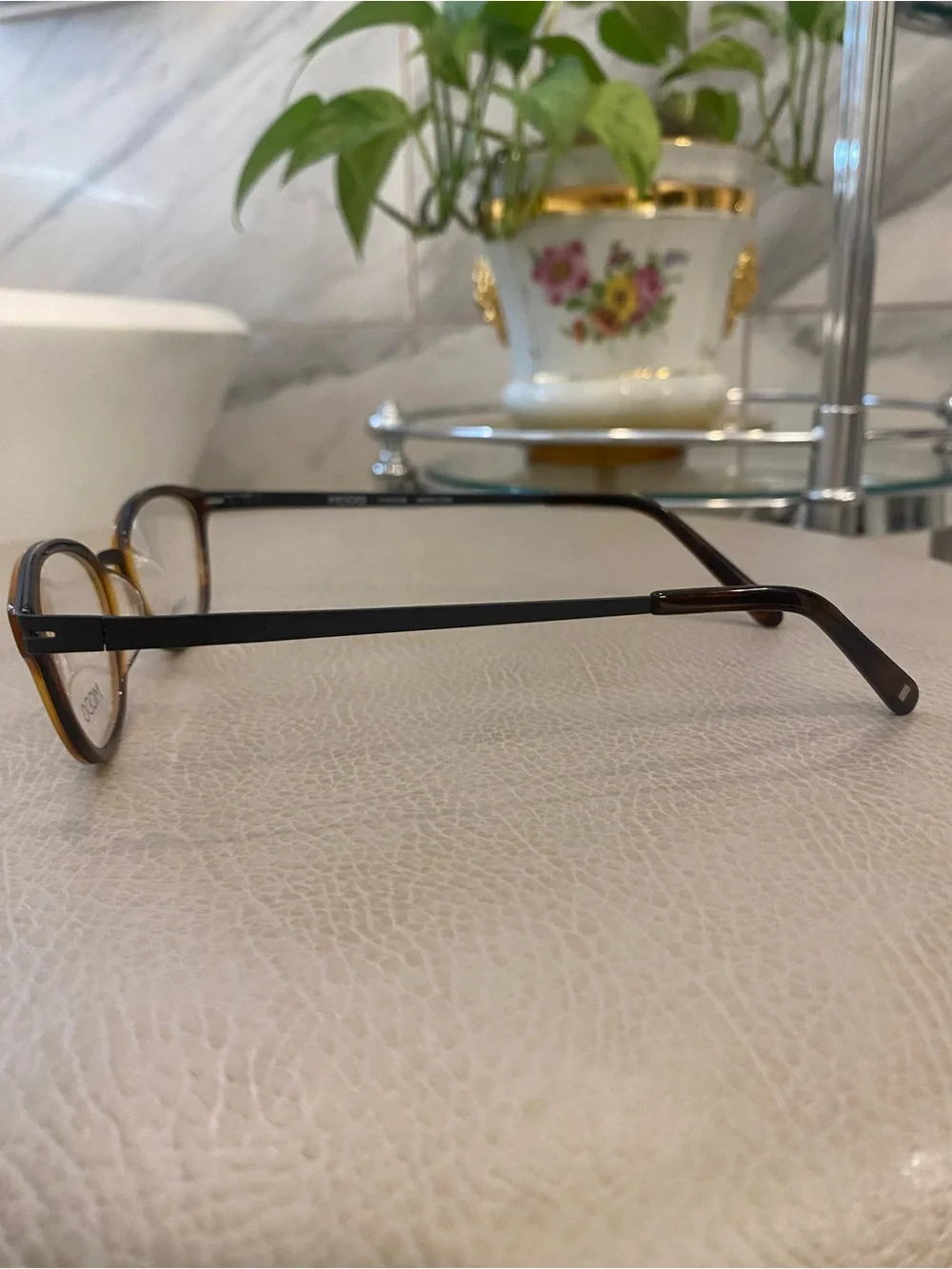 MODO 4539 Women's Ultra-Light Titanium Cat Eye Glasses in Brown | 46 18 138